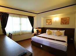 Top North Hotel