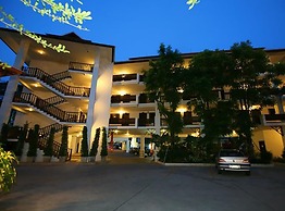 Top North Hotel
