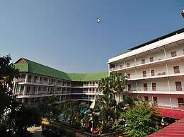 Top North Hotel