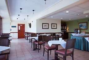 Daphne Hotel