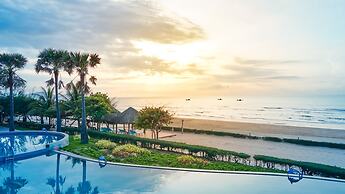 Carmelina Beach Resort