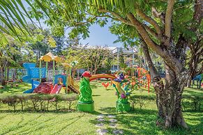Carmelina Beach Resort