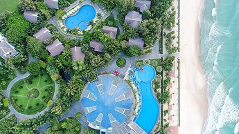Carmelina Beach Resort