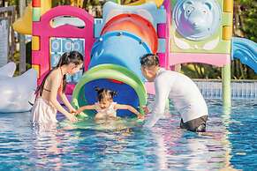 Carmelina Beach Resort
