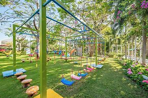Carmelina Beach Resort