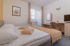 Garni Hotel Miklic
