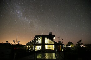 Pine Hill Lodge