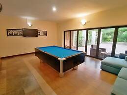 Villa 33