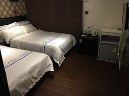California Hotel