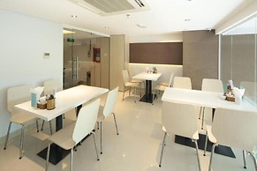 Tristar Hotel