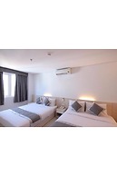 Tristar Hotel