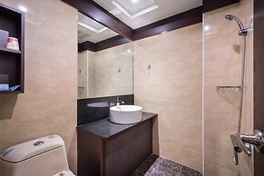Twinstar Hotel