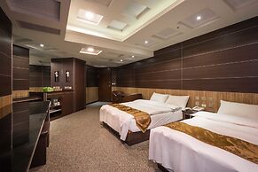 Twinstar Hotel