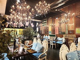 M Boutique Hotel