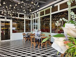 M Boutique Hotel