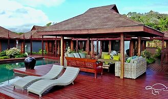 White Pearl Resorts