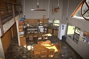 Island Vibe Jeffreys Bay Hostel