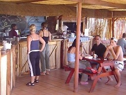 Island Vibe Jeffreys Bay Hostel
