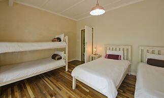 Island Vibe Knysna Hostel