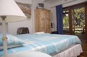 Island Vibe Knysna Hostel