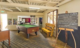 Island Vibe Knysna Hostel