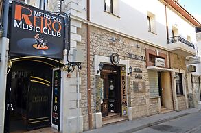 Metropole Hotel