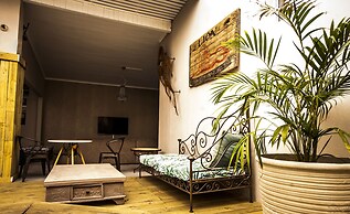 The Russel Guesthouse