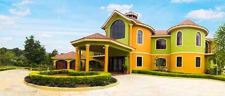 Milbrooks Villa and Retreat