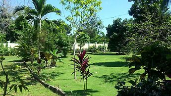 Pimento Lodge