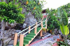 Pimento Lodge