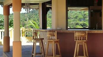 Pimento Lodge