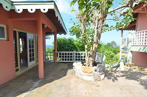 Pimento Lodge