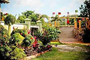 Pimento Lodge