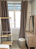 Seaview Apartment