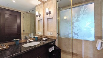 Olalani Resort and Condotel