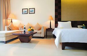 Olalani Resort and Condotel