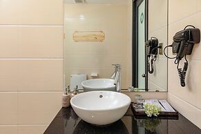 Kay Han Riverfront Hotel Da Nang