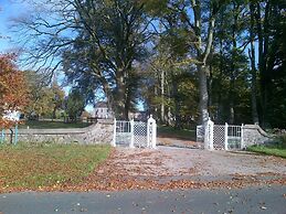 Dundrum House