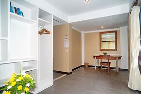 The Florist Resort