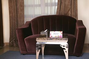 Laguna Hotel Suites