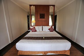 The Sanyas Retreat