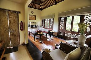 The Sanyas Retreat