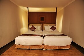 The Sanyas Retreat
