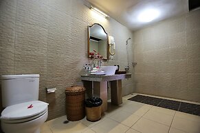 The Sanyas Retreat
