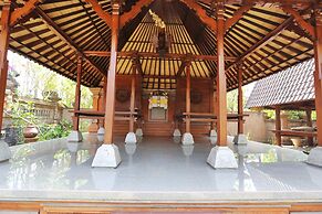 The Sanyas Retreat
