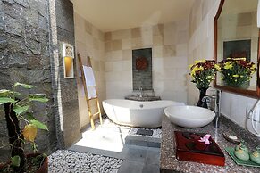 The Sanyas Retreat