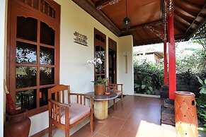 The Sanyas Retreat