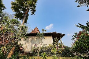 The Sanyas Retreat