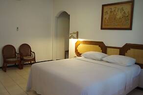 Puri Naga Beachfront Cottages