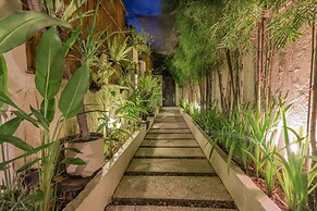 Villa Seriska Seminyak Bali